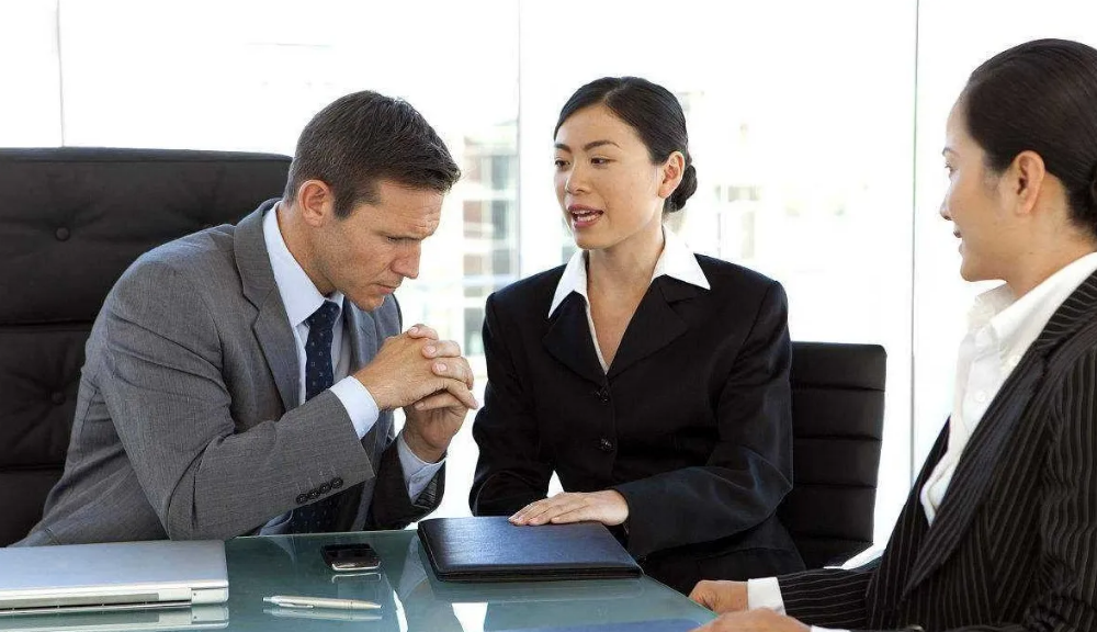 翻譯公司詳解交替?zhèn)髯g是什么？怎么收費(fèi)的